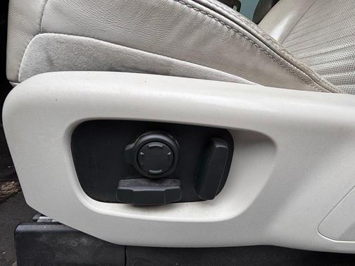 2018 Land Rover Discovery HSE LUXURY