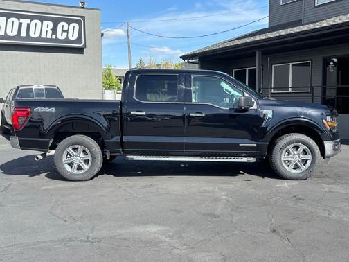 Agate Black Metallic 2024 Ford F-150 XLT