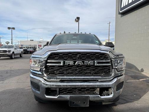 2021 RAM 3500 Tradesman Crew Cab 4x4 8' Box