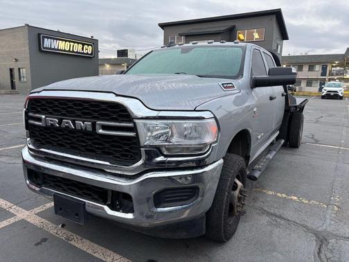 2021 RAM 3500 Tradesman Crew Cab 4x4 8' Box