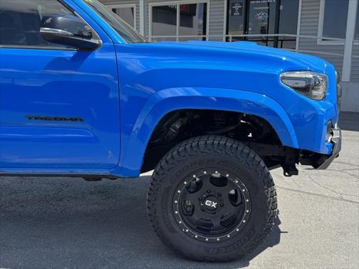 2020 Toyota Tacoma TRD Sport