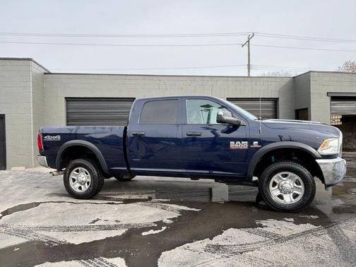 2018 RAM 2500 Tradesman Crew Cab 4x4 6'4' Box