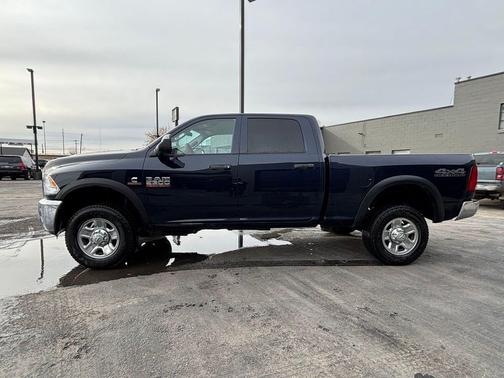 2018 RAM 2500 Tradesman Crew Cab 4x4 6'4' Box