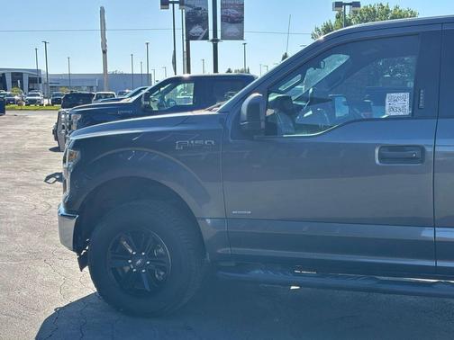 Magnetic Metallic 2017 Ford F-150 XLT