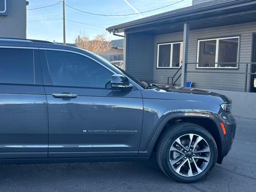 2021 Jeep Grand Cherokee L Overland
