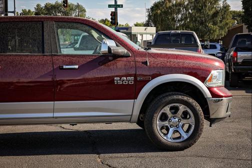 2016 RAM 1500 Laramie