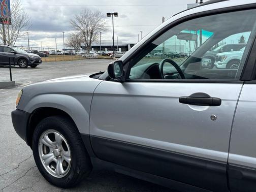 2004 Subaru Forester 2.5 X