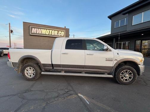 2017 RAM 3500 Laramie Mega Cab 4x4 6'4' Box