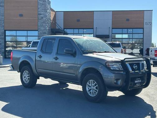Gun Metallic 2016 Nissan Frontier SV