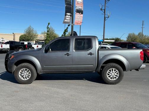 Gun Metallic 2016 Nissan Frontier SV