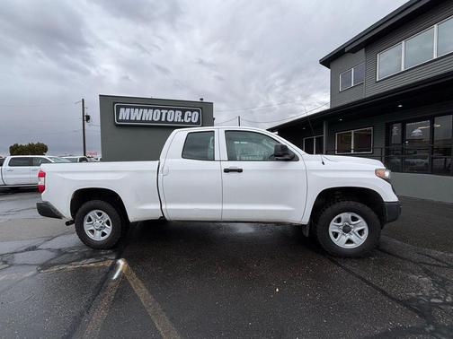 2018 Toyota Tundra SR