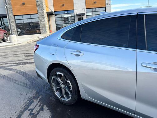 2022 Chevrolet Malibu FWD LT