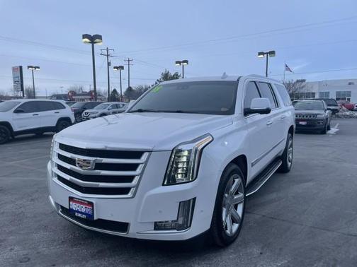 2018 Cadillac Escalade ESV Luxury