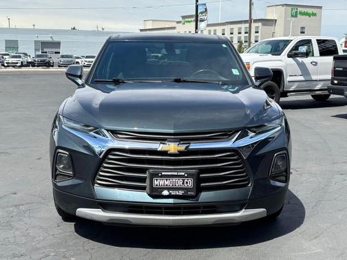 Graphite Metallic 2020 Chevrolet Blazer 2LT