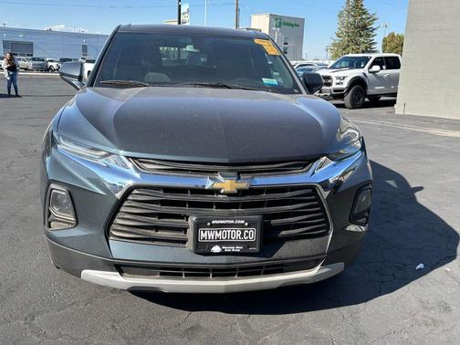 Graphite Metallic 2020 Chevrolet Blazer 2LT