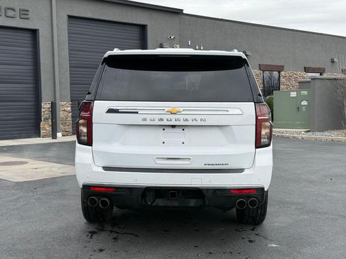 2023 Chevrolet Suburban Premier
