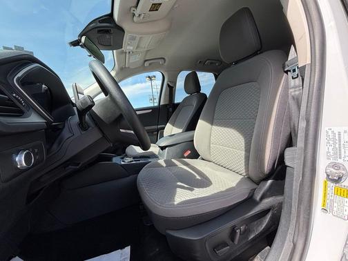 Oxford White 2021 Ford Escape SE