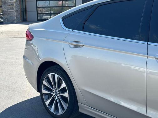 White Gold Metallic 2019 Ford Fusion SE