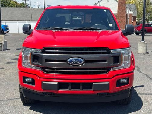 Race Red 2018 Ford F-150 XLT