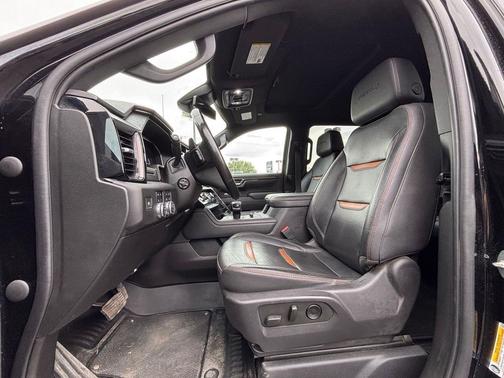 Onyx Black 2023 GMC Sierra 1500 AT4