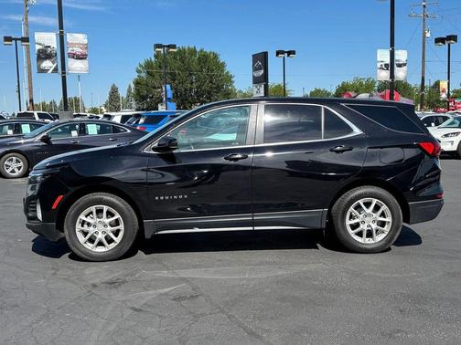 Mosaic Black Metallic 2024 Chevrolet Equinox 1LT