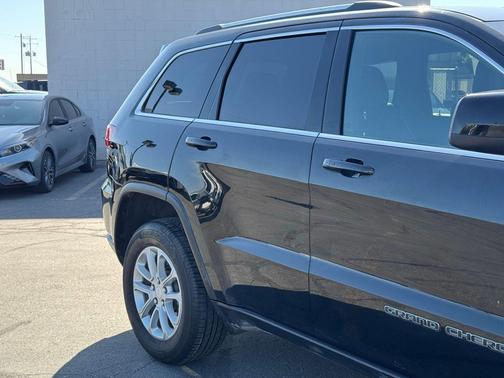 2021 Jeep Grand Cherokee Laredo