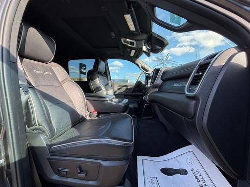 2024 RAM 3500 Laramie Mega Cab 4x4 6'4' Box