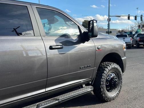 2024 RAM 3500 Laramie Mega Cab 4x4 6'4' Box