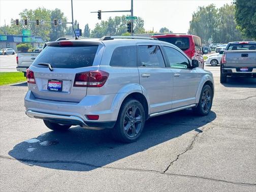 2020 Dodge Journey Crossroad