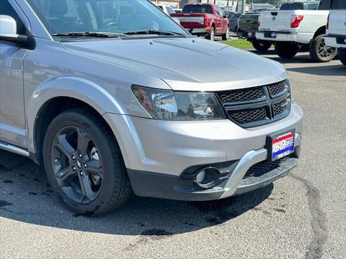 2020 Dodge Journey Crossroad