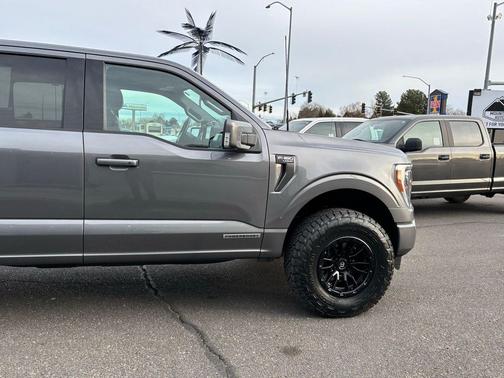 Carbonized Gray Metallic 2023 Ford F-150 Lariat