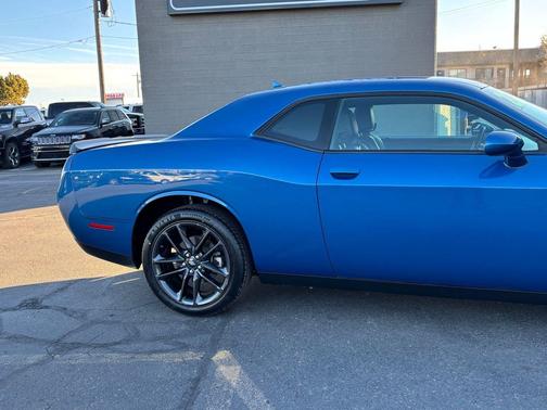 2022 Dodge Challenger SXT
