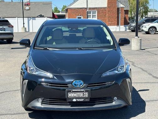 Midnight Black Metallic 2019 Toyota Prius XLE
