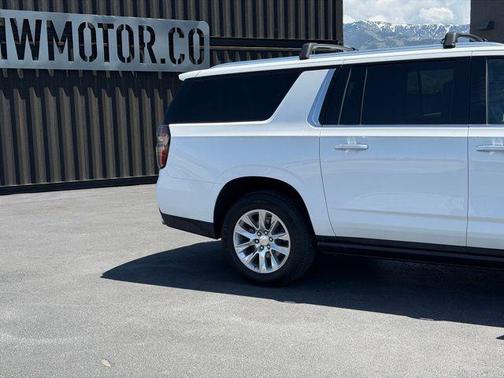 Summit White 2023 Chevrolet Suburban Premier