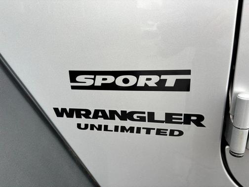 2012 Jeep Wrangler Unlimited Sport