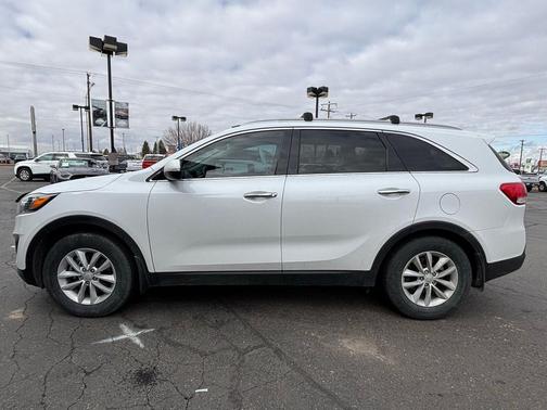 2018 Kia Sorento LX