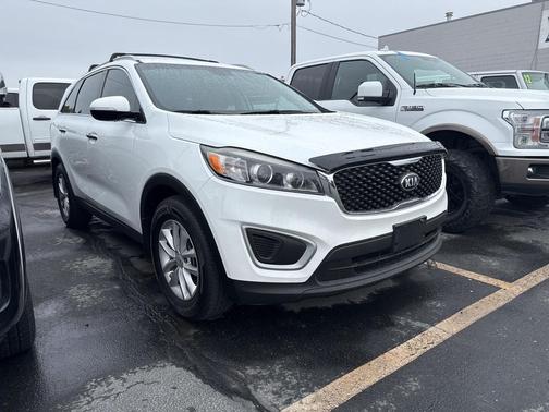 2018 Kia Sorento LX