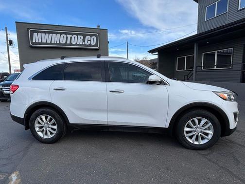 2018 Kia Sorento LX