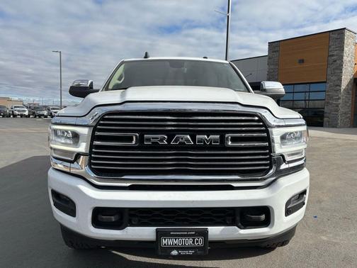 2022 RAM 2500 Laramie Crew Cab 4x4 6'4' Box