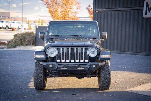 Black Clearcoat 2018 Jeep Wrangler Unlimited Sahara