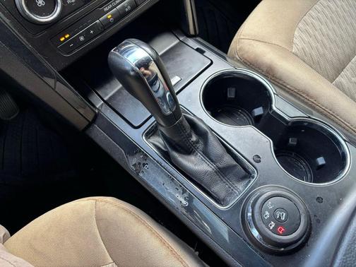 Ruby Red Metallic Tinted Clearcoat 2017 Ford Explorer Base