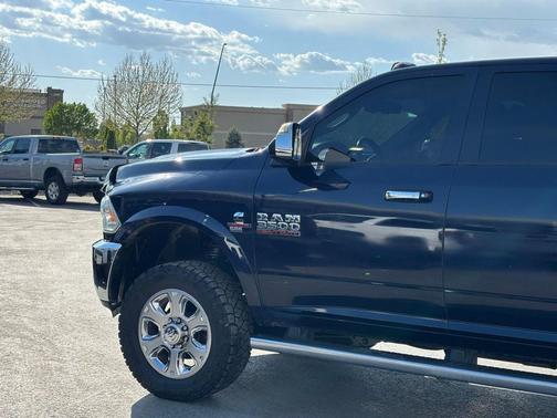 True Blue Pearlcoat 2015 RAM 3500 Laramie