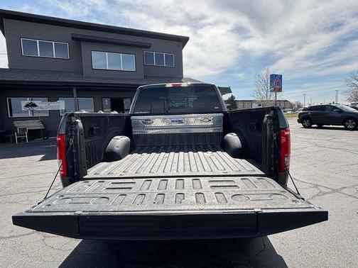 Gray 2016 Ford F-150 XLT