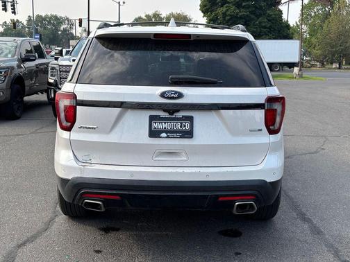 White Platinum Metallic Tri-Coat 2016 Ford Explorer Sport