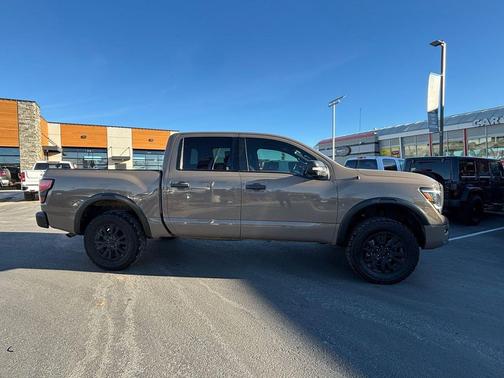 2021 Nissan Titan PRO-4X