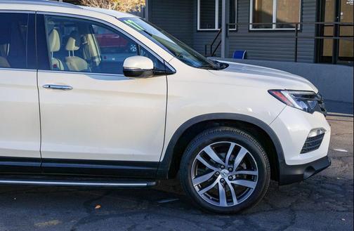 2017 Honda Pilot Elite