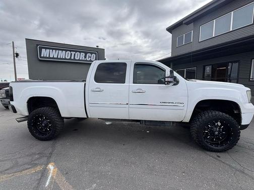 2011 GMC Sierra 2500 Denali