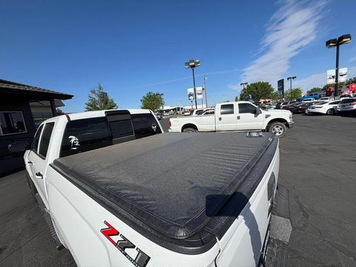 Summit White 2018 Chevrolet Silverado 1500 LTZ
