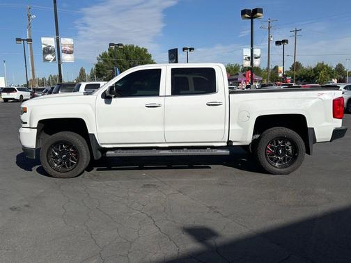 Summit White 2018 Chevrolet Silverado 1500 LTZ