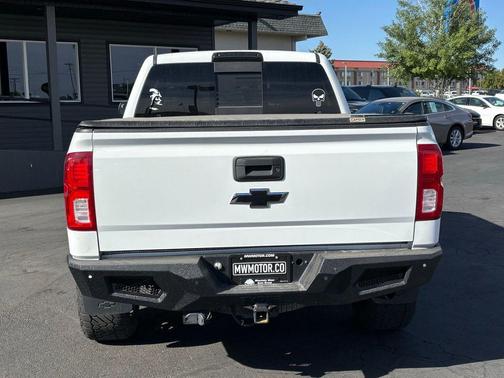 Summit White 2018 Chevrolet Silverado 1500 LTZ
